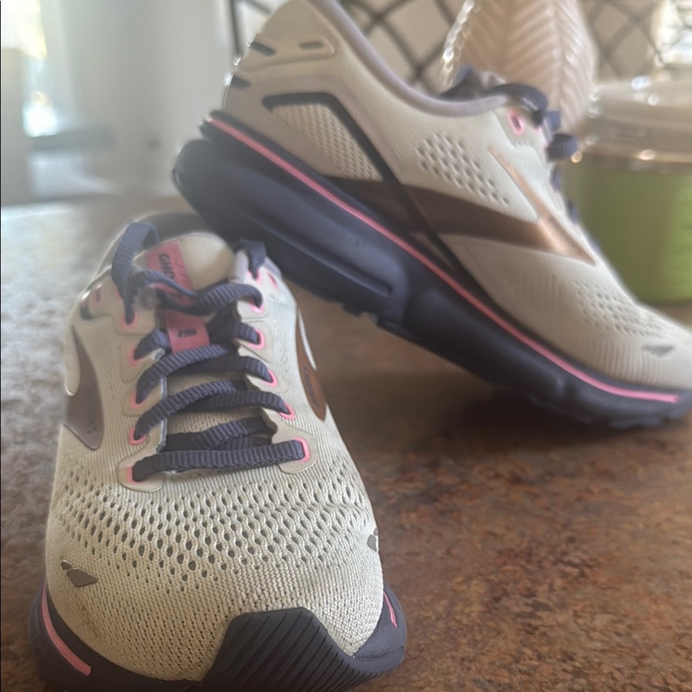Brooks White and Pink Athletic Shoes